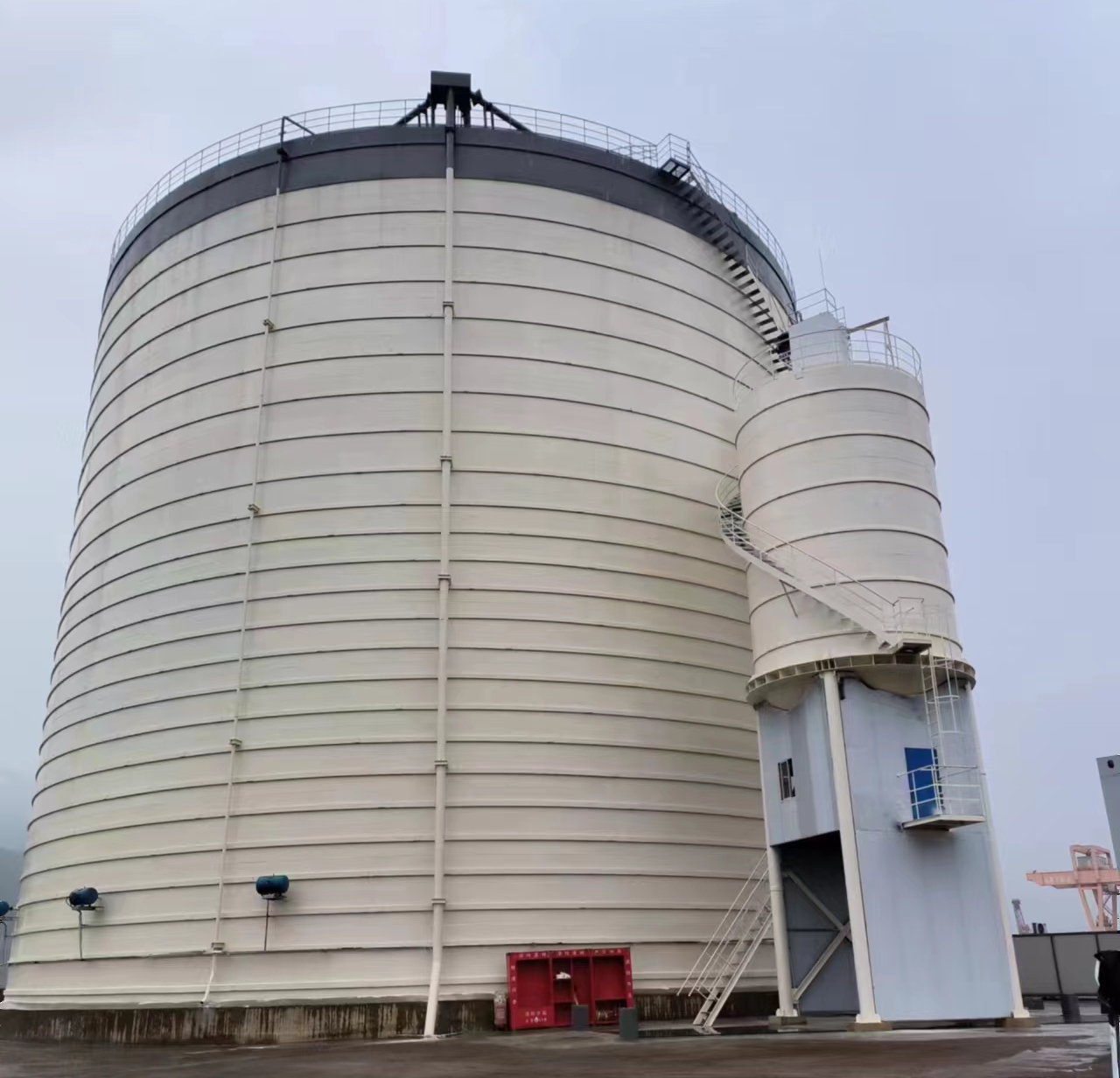 梅河口10万吨水泥钢板库